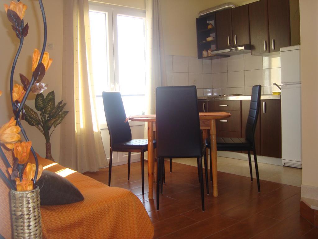Apartments Roncevic #Joko# Градац Номер фото